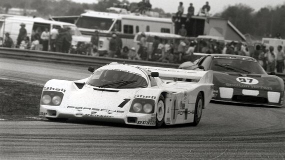 1984 24 h Daytona, Porsche 962 "Imsa", 2.869 ccm, 650 PS bei 7800 U/min, 1 Turbolader Typ K 36, Bosch Elektr. MS 2; Fahrer: Mario und Michael Andretti; Rennausfall nach Trainingszeit