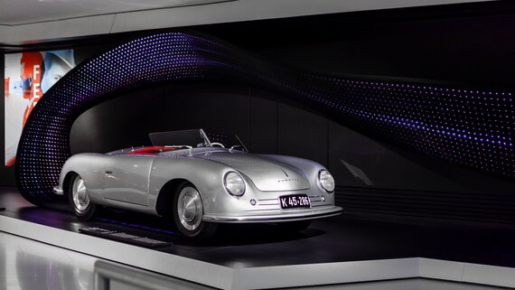 Sonderausstellung „75 Jahre Porsche Sportwagen“